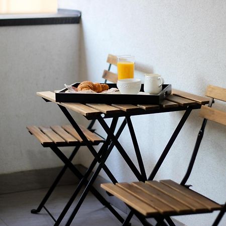 Gabi - Chic Apt With Parking Close To Veranda Mall Bucarest Esterno foto