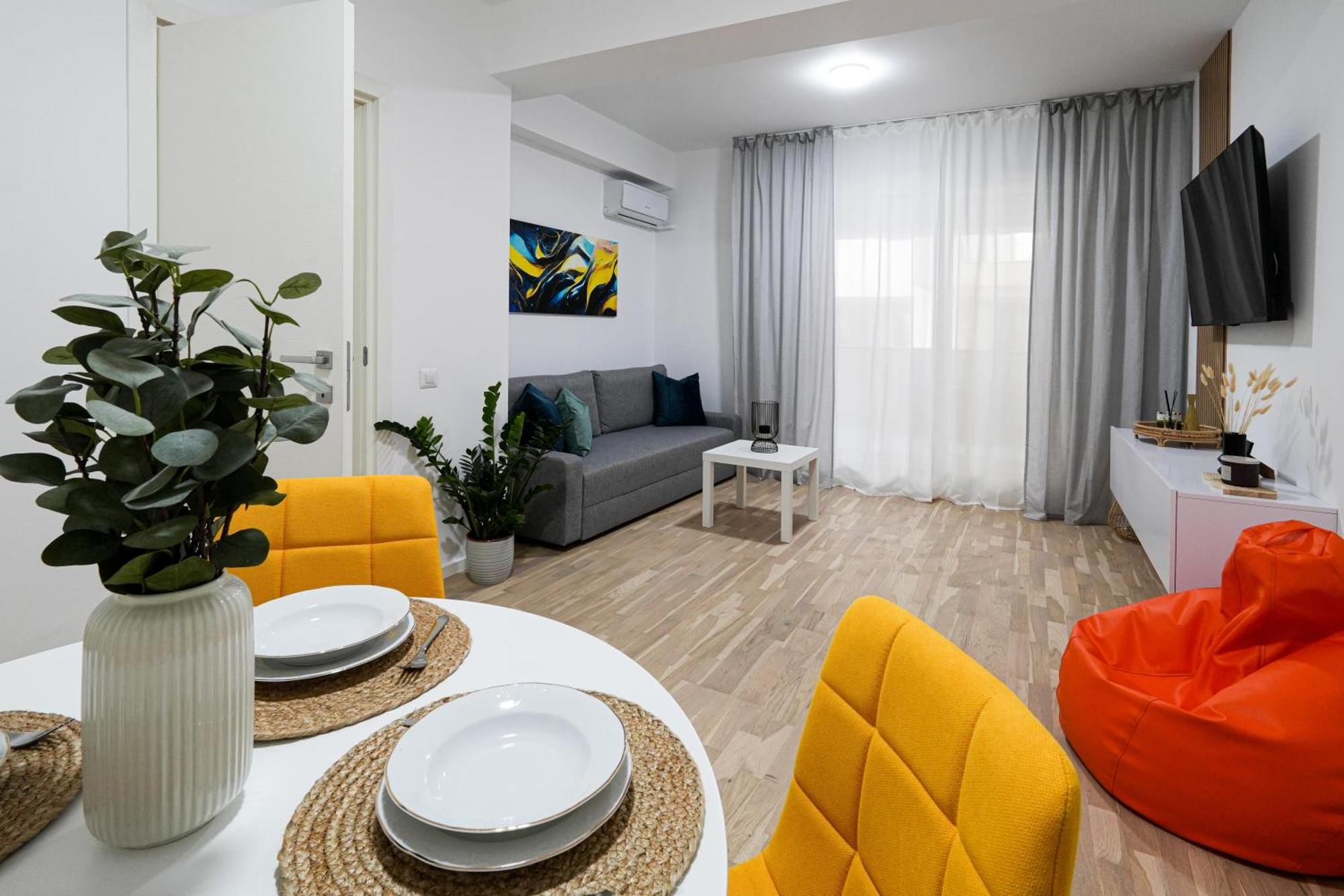 Gabi - Chic Apt With Parking Close To Veranda Mall Bucarest Esterno foto