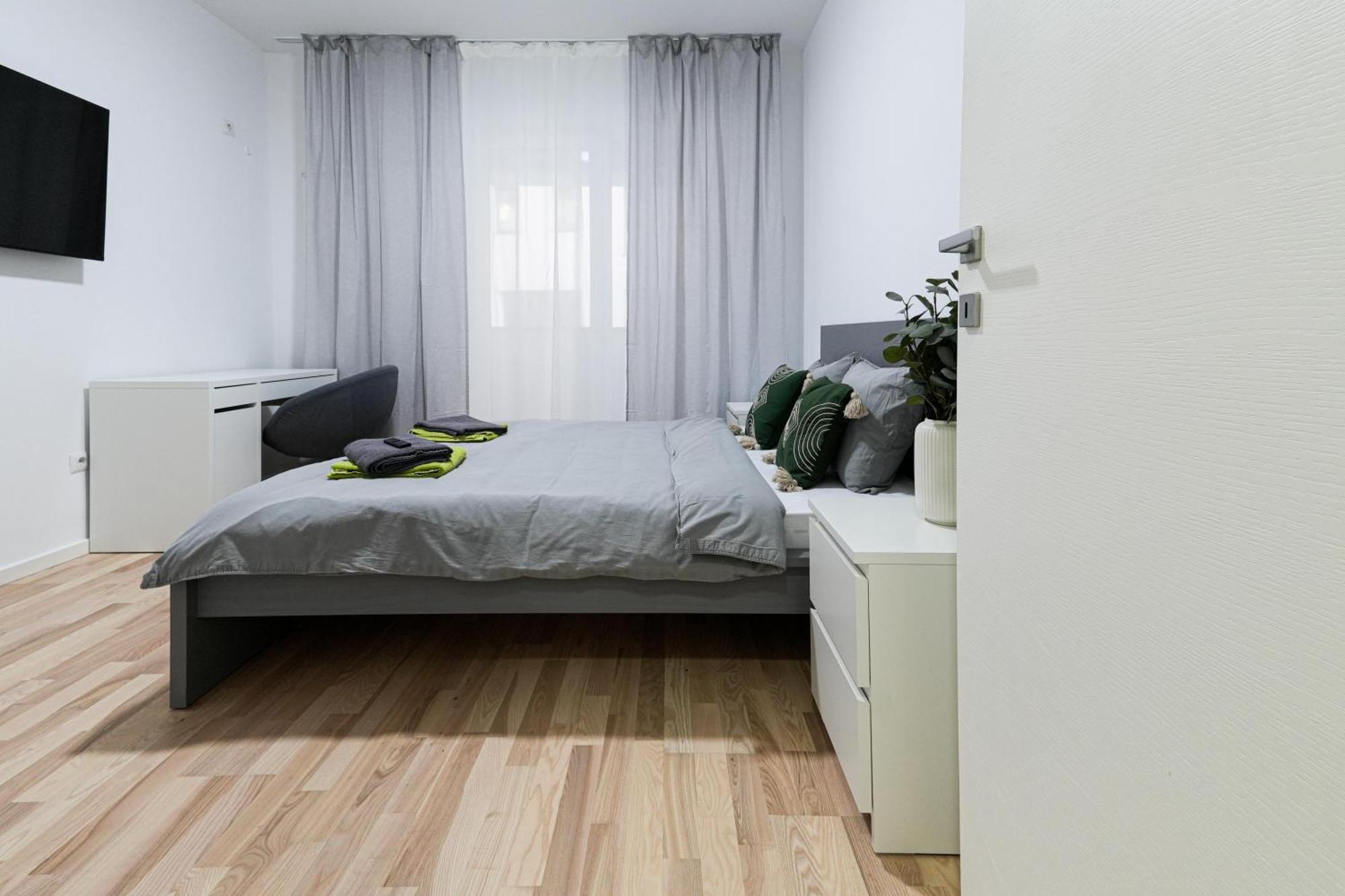 Gabi - Chic Apt With Parking Close To Veranda Mall Bucarest Esterno foto