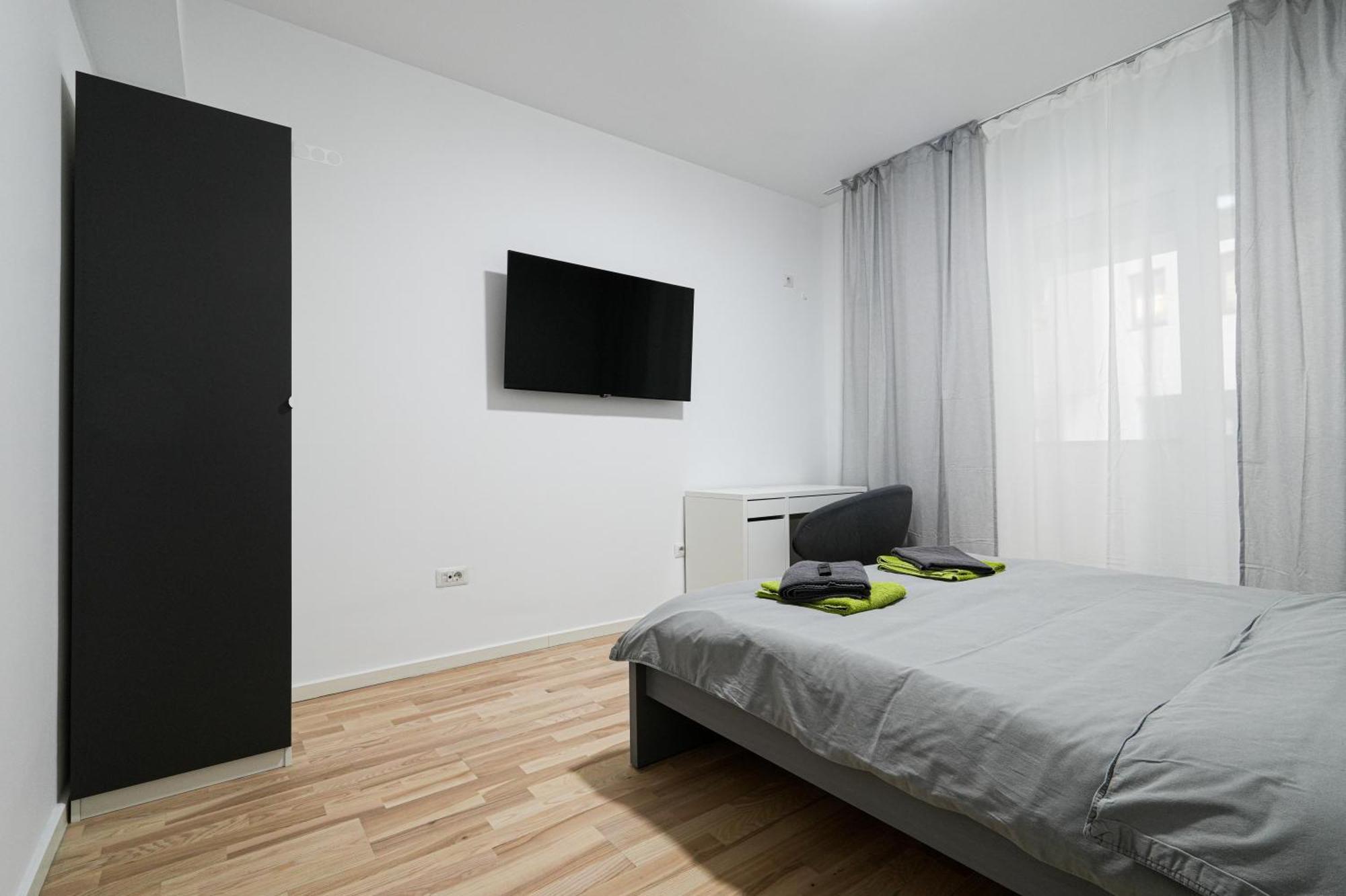 Gabi - Chic Apt With Parking Close To Veranda Mall Bucarest Esterno foto