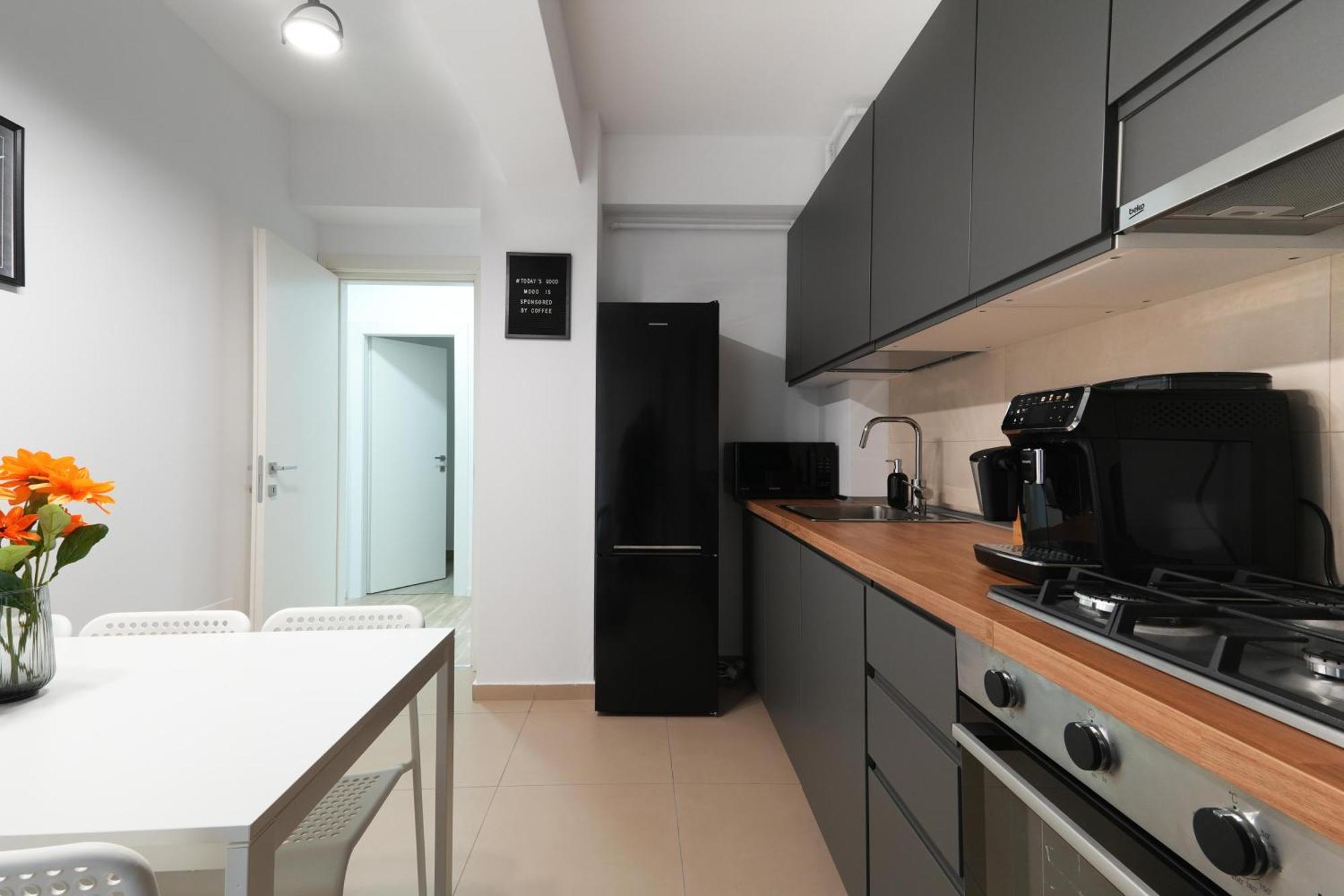 Gabi - Chic Apt With Parking Close To Veranda Mall Bucarest Esterno foto